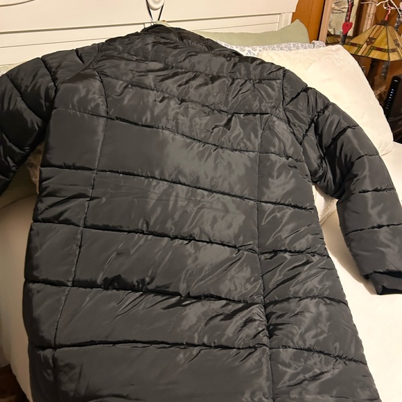 Canada Weather Gear Black Long Puffer Coat woman’s 2XL - Picture 2 of 16
